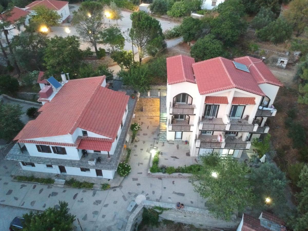 Raxes Kastanies Despina Studios # 4 Raches  ภายนอก รูปภาพ
